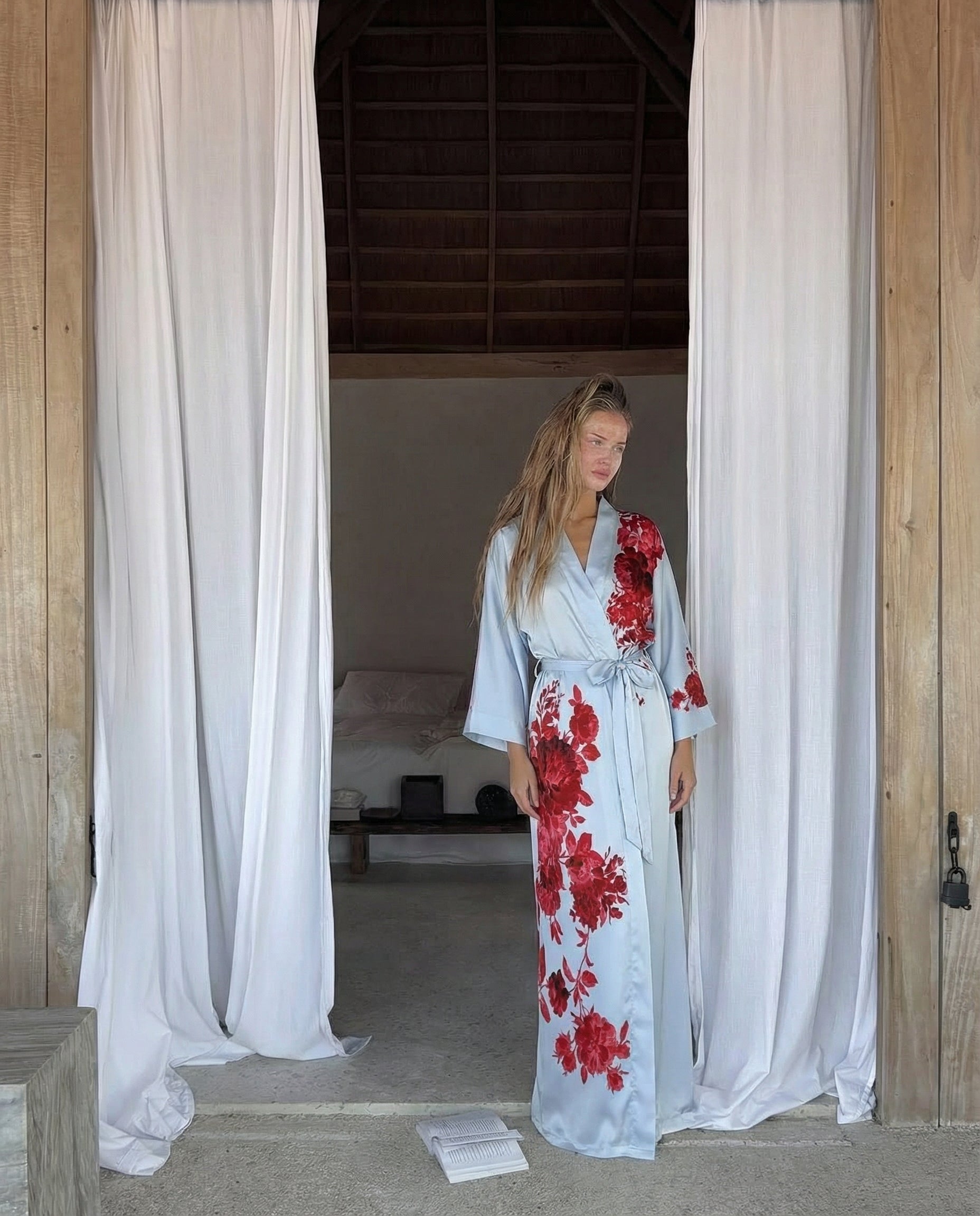 Peony Silky Blue & Red