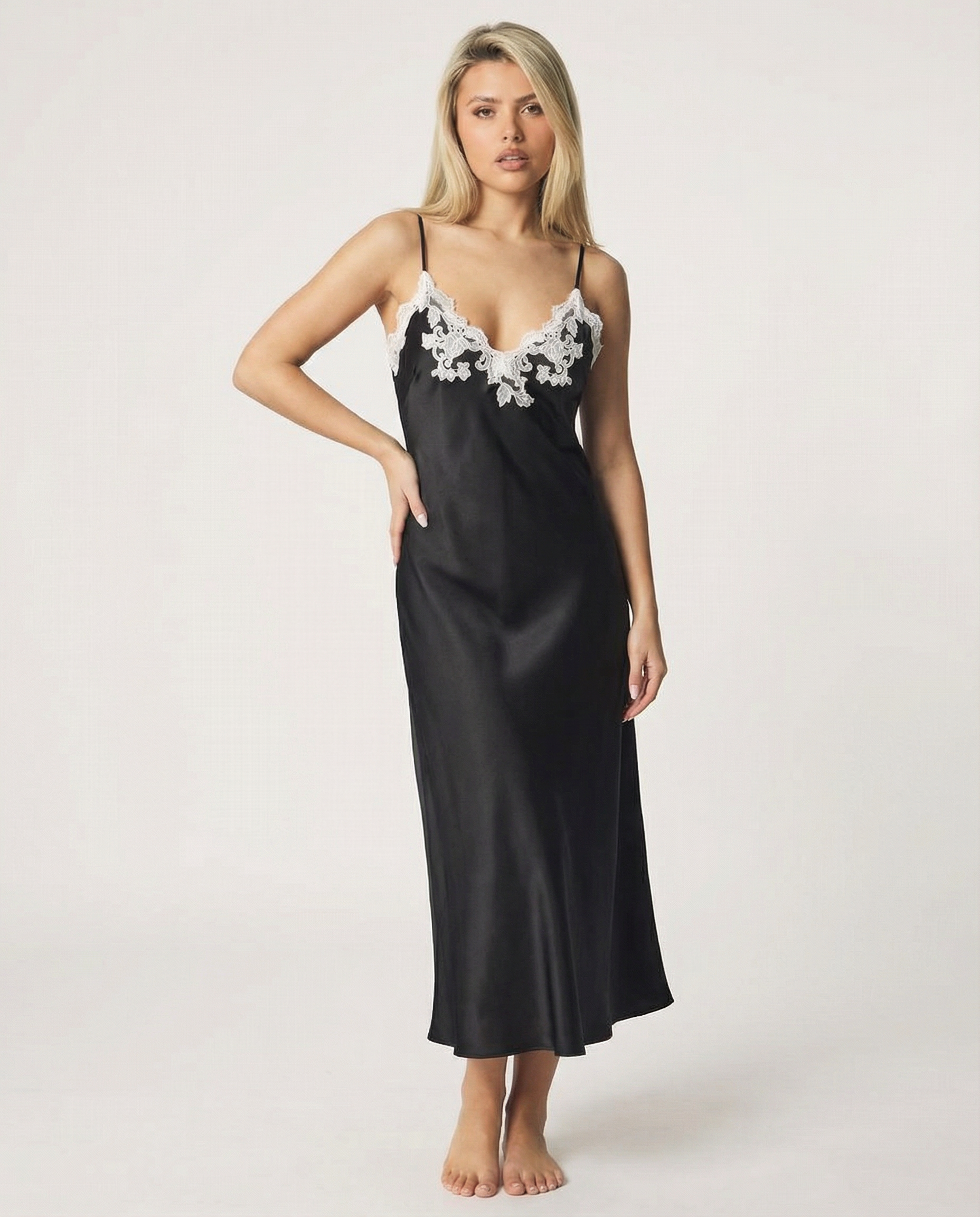 Marielle Silk Long Dress in Noir