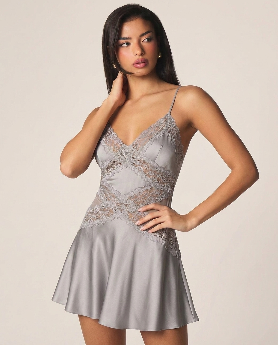 Lilly Lace in Storm